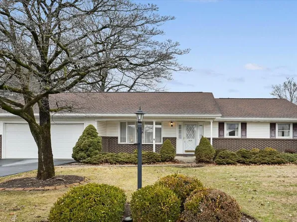 1624 Concord Rd, Wyomissing, PA 19610