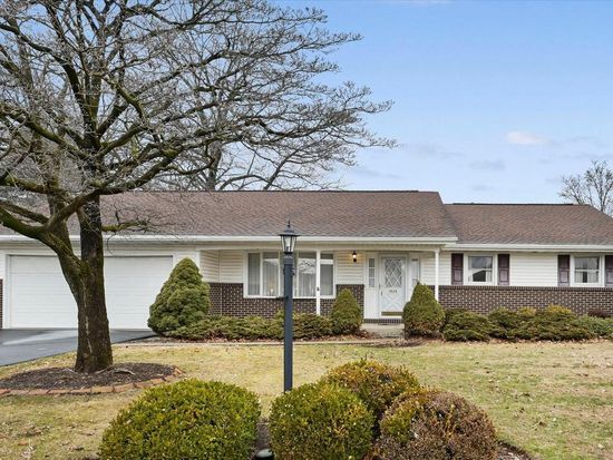 1624 Concord Rd, Wyomissing, PA 19610