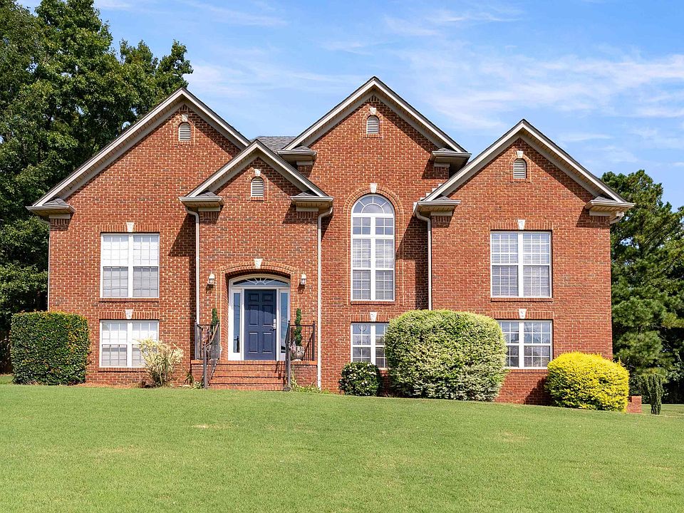 1st image of 750 Brookhaven Dr