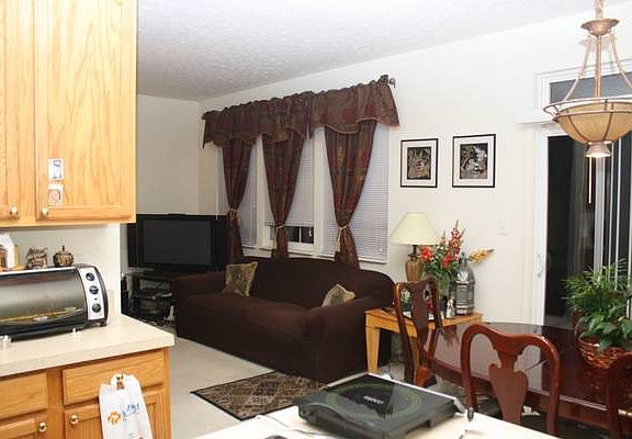 5th image of 3835 Thorngate Dr