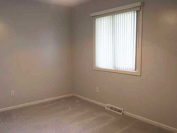 5th image of 2504 Woodbourne Dr