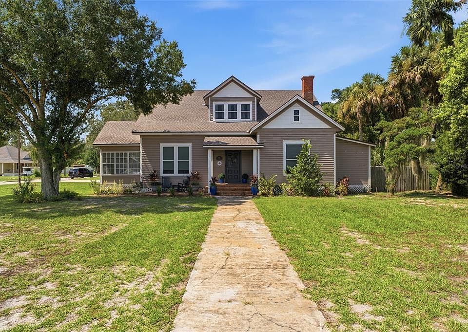 1st image of 524 E MAGNOLIA STREET