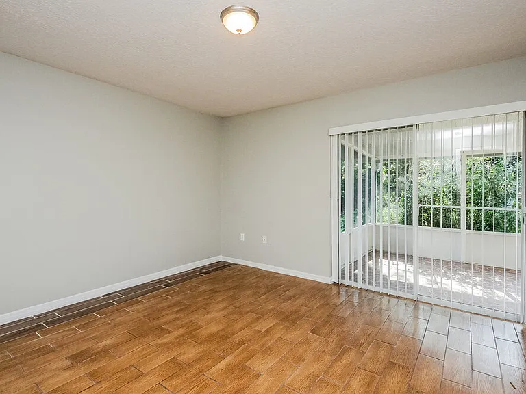 2315 Giselle Ct — Photo 7