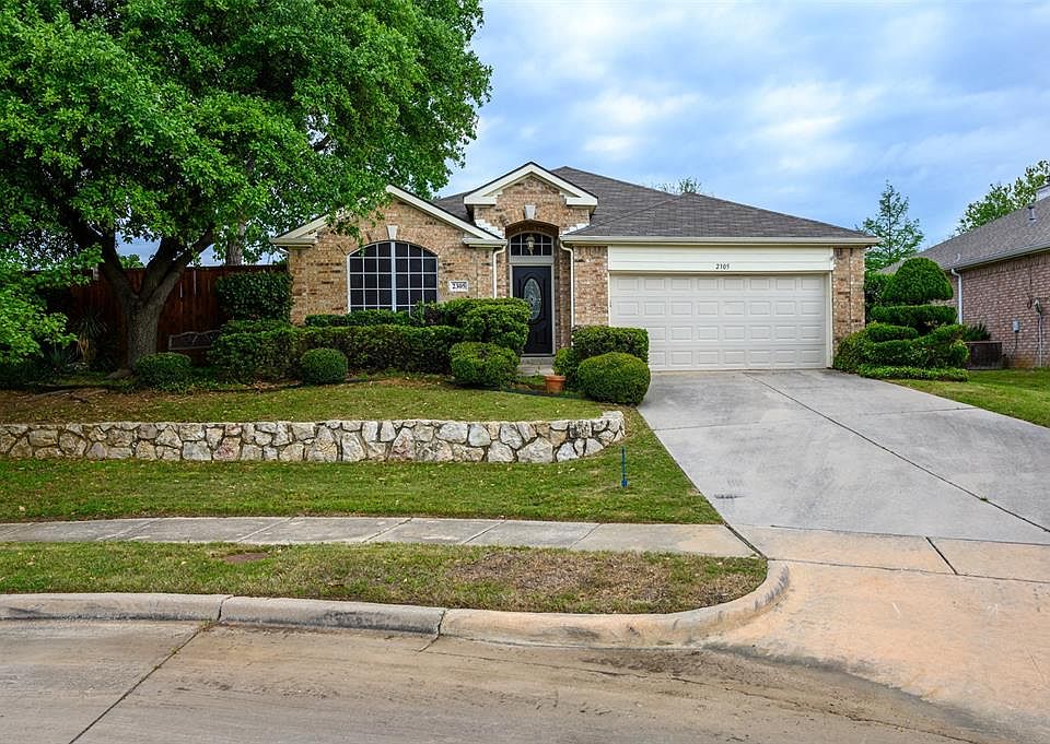 1st image of 2305 Caddo Cir