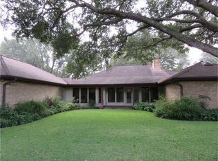 1006 College St, El Campo, TX 77437