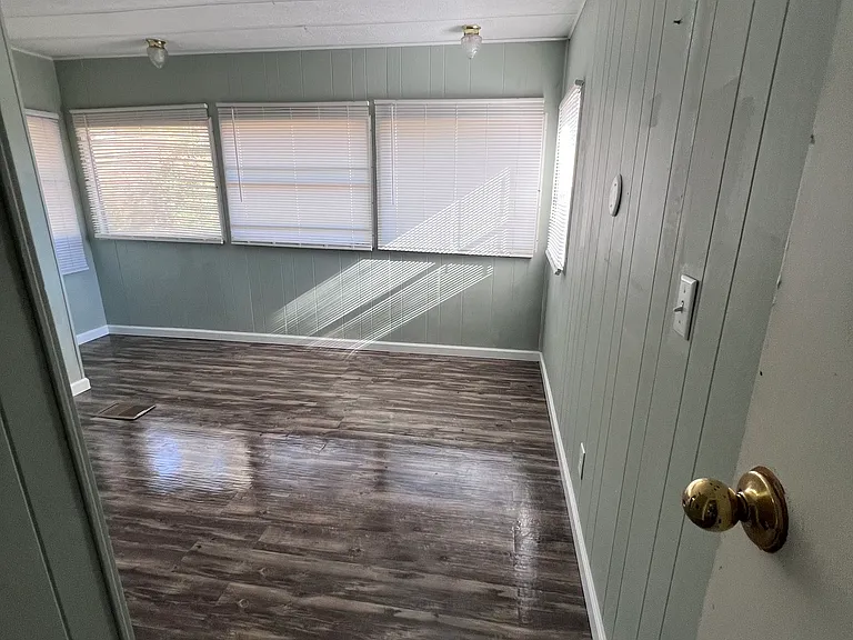 6718 Betty Ln — Photo 28