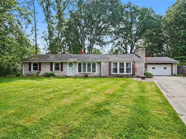 1450 Bonnie Rd, Macedonia, OH 44056