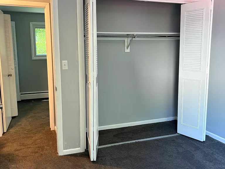 1027 Highland St #7 — Photo 4