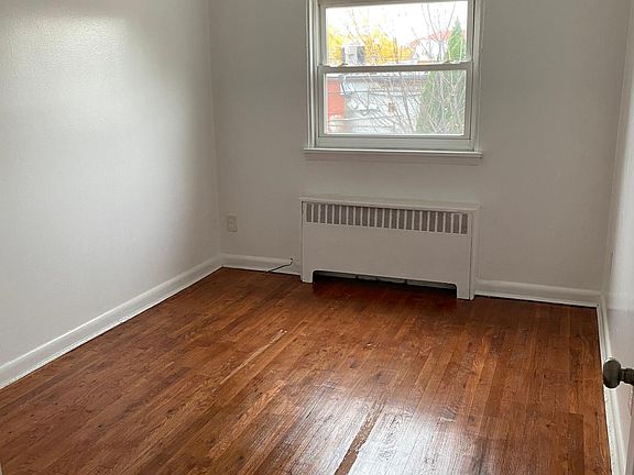4th image of 1012 Revere Ave #2