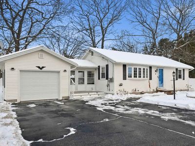 8 Crest Drive, Somersworth, NH, 03878