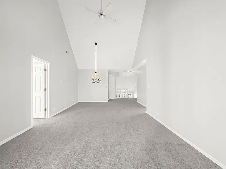 442 Kilkenny Ct #442 — Photo 3