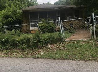 153 Oak Dr, Social Circle, GA 30025