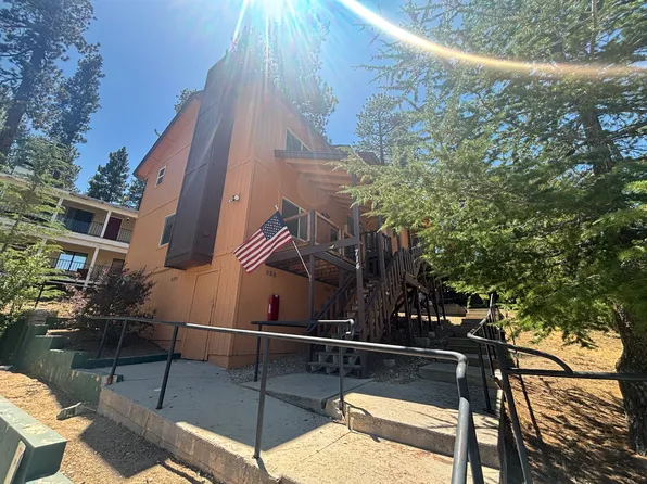 714 Paine Rd #A, Big Bear Lake, CA 92315