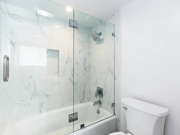1738 S Bentley Ave #302 — Photo 40