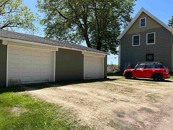 4th image of 1507 Beld St