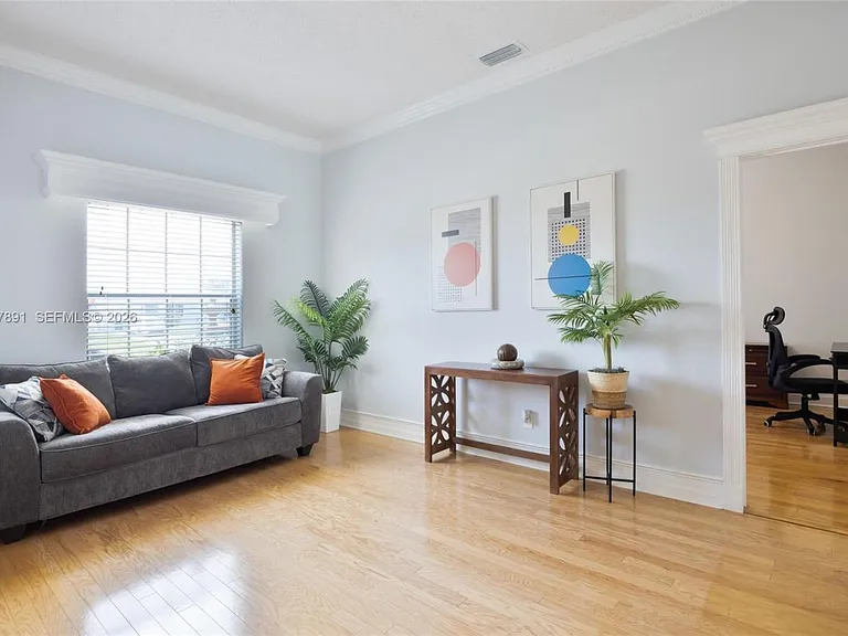 2033 SW Beekman St #2033 — Photo 5
