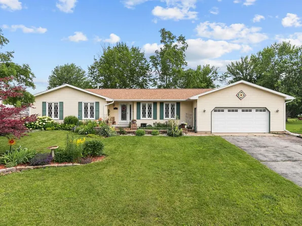 363 E Cumberland St, Berlin, WI 54923