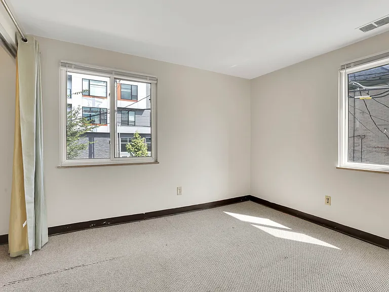 27 W 8th Ave #H — Photo 15