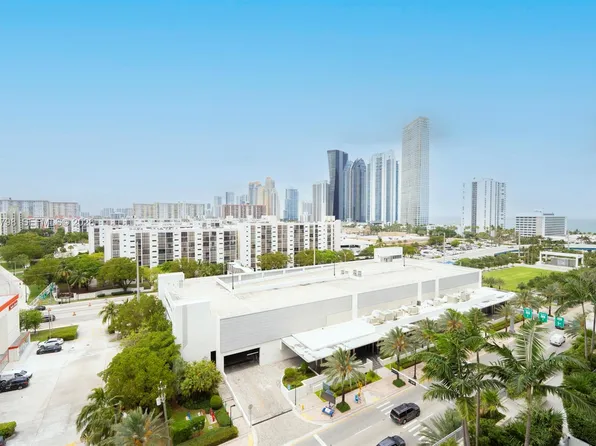 300 Sunny Isles Blvd, Sunny Isles Beach, FL