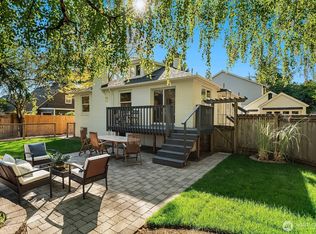 8015 42nd Ave NE, Seattle, WA 98115