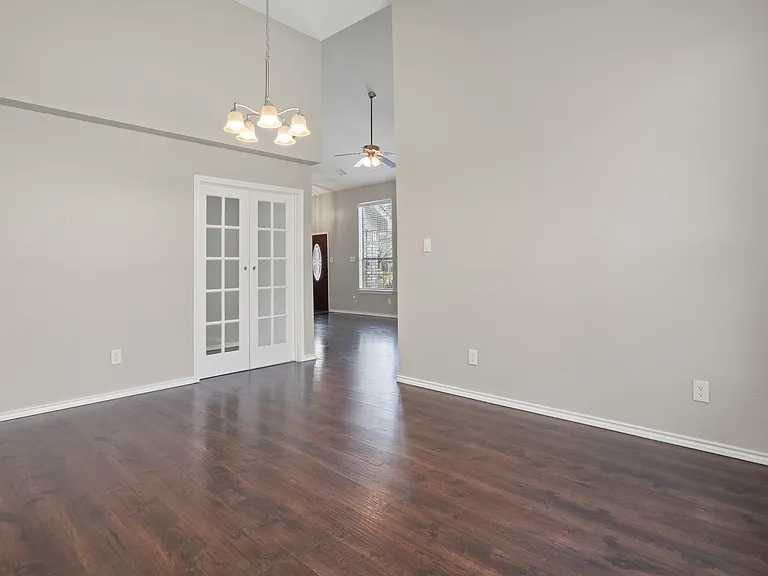 1301 Spring St — Photo 10