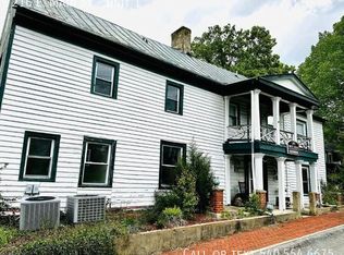 216 E Main St #1, Fincastle, VA 24090