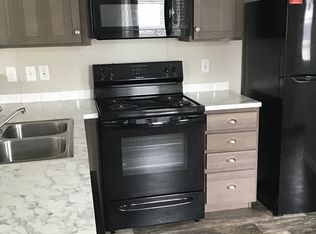 2 Karen Ln #9A, Brunswick, ME 04011