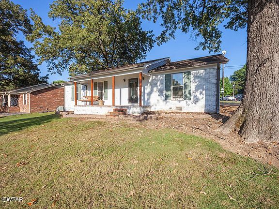 3rd image of 38 Millsap Dr