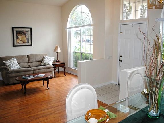 4th image of 548 Serenity Pl