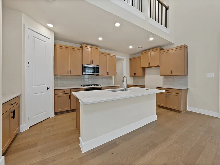 7020 Confetti Ln — Photo 6