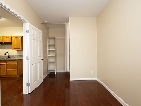 2nd image of 1020 Hyde St APT 1
