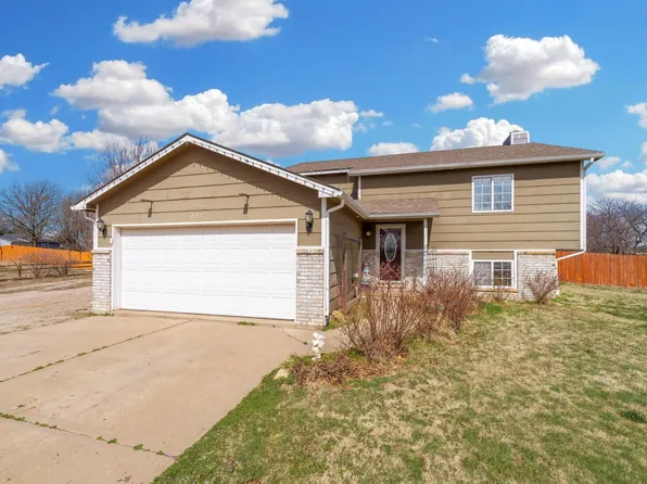 632 N Shawnee Cir, Kechi, KS 67067
