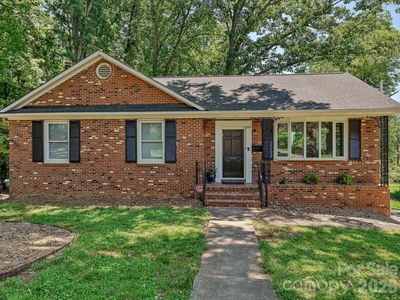 6947 Woodstock Dr, Charlotte, NC, 28210