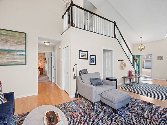 5th image of 8260 Montridge Ct