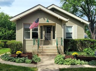 92 Browning Ave, Dundee, IL 60118