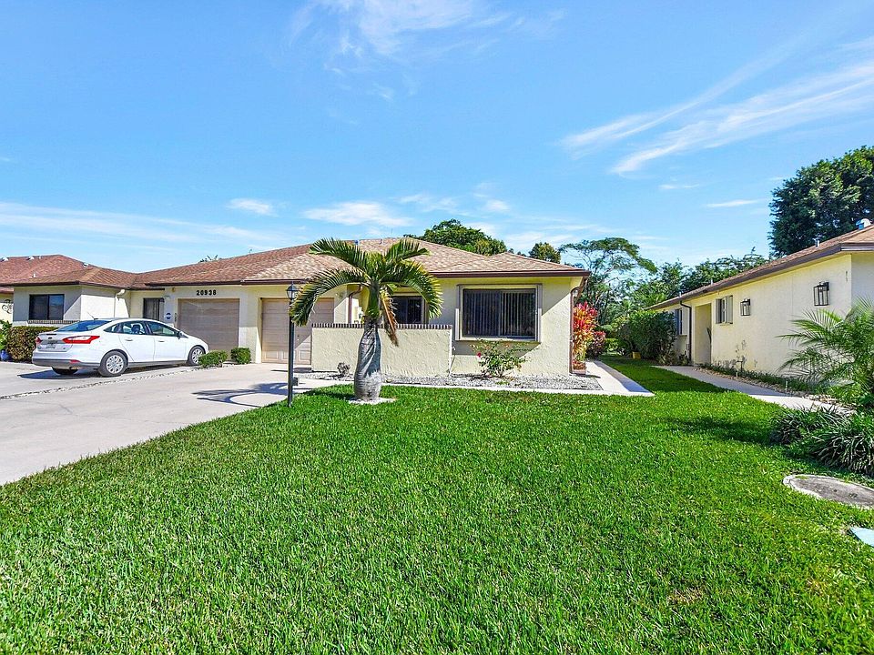 1st image of 20936 Concord Green Drive E