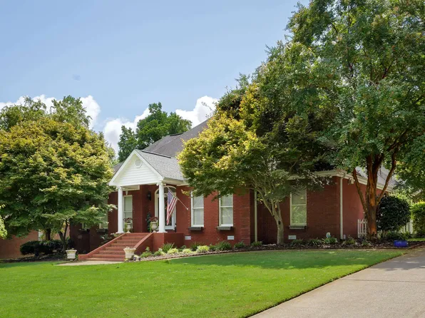 116 Tall Trees Dr, Florence, AL 35634