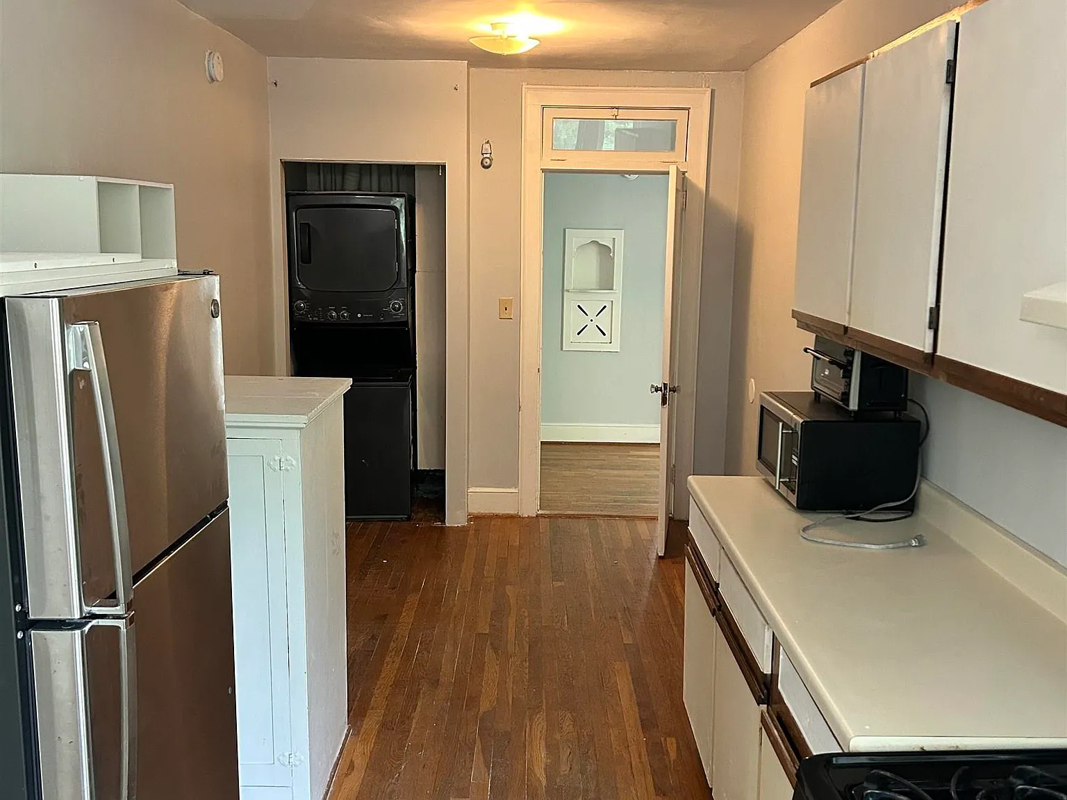 5 bed, 2145 sqft, $3,200 — Photo 4