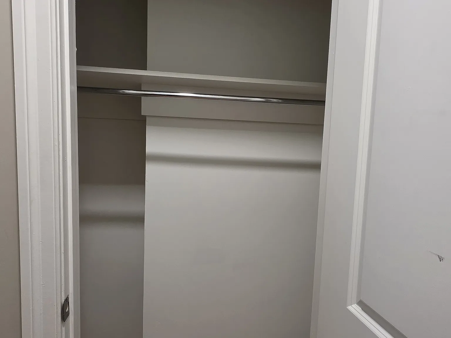 1 bed, 575 sqft, $2,005 — Photo 3