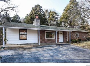 2328 S Lakeshore Dr, Pacific, MO 63069