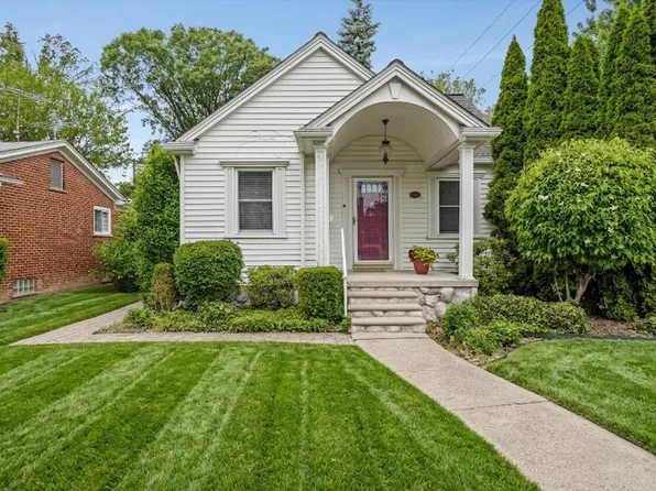 3300 Alice St, Dearborn, MI 48124