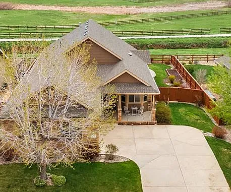 4710 Fruita Dr — Photo 2