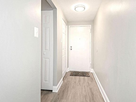 3rd image of 619 Center St APT T2