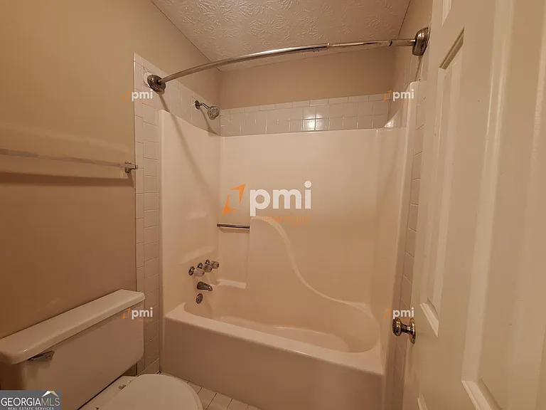 160 Braelinn Ct — Photo 12