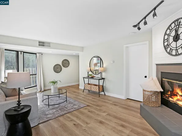 1680 San Miguel Dr, Walnut Creek, CA 94596