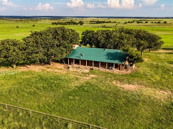 Vicars Rd, Bellevue, TX 76228