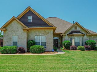 9200 Whispine Ct, Montgomery, AL 36117