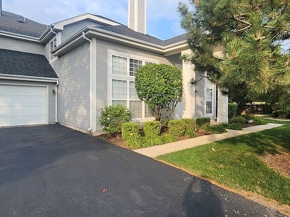 3rd image of 80 Willey Ln #80