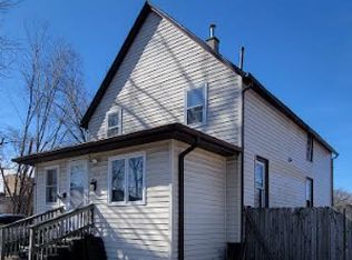 920 S McAlister Ave #1, Waukegan, IL 60085
