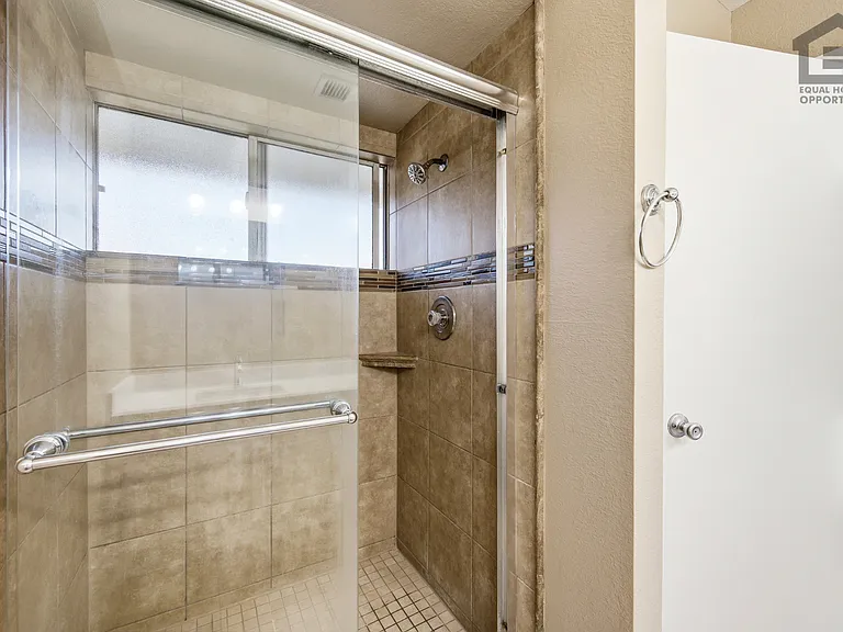 7202 W Corrine Dr — Photo 26